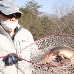 フィッシングレイクたかみや 釣果