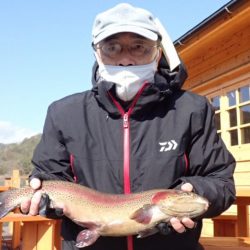 フィッシングレイクたかみや 釣果