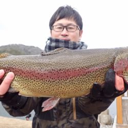 フィッシングレイクたかみや 釣果