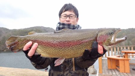 フィッシングレイクたかみや 釣果