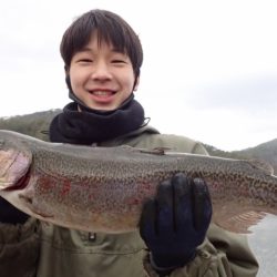 フィッシングレイクたかみや 釣果