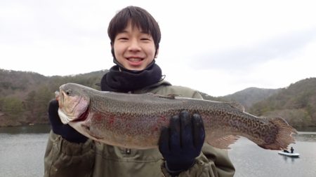 フィッシングレイクたかみや 釣果