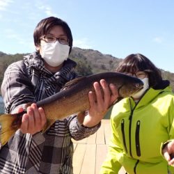フィッシングレイクたかみや 釣果