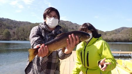 フィッシングレイクたかみや 釣果
