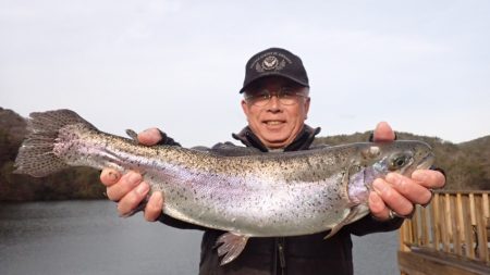 フィッシングレイクたかみや 釣果