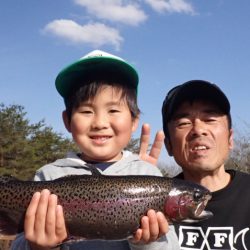 フィッシングレイクたかみや 釣果