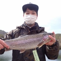 フィッシングレイクたかみや 釣果