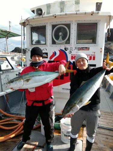 ファイヤードルフィン 釣果