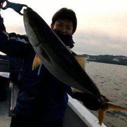 ファイヤードルフィン 釣果