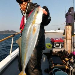 ファイヤードルフィン 釣果