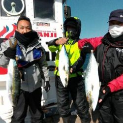 ファイヤードルフィン 釣果