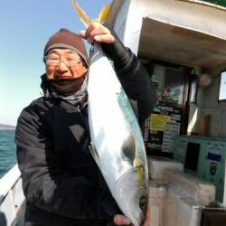 ファイヤードルフィン 釣果