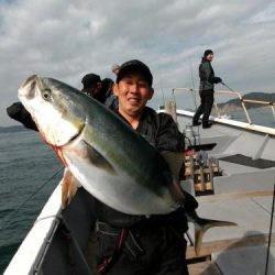 ファイヤードルフィン 釣果