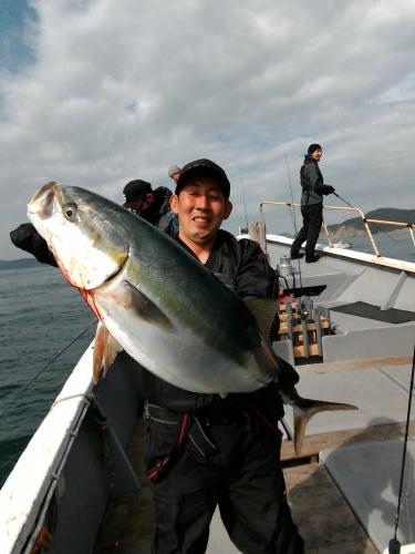 ファイヤードルフィン 釣果