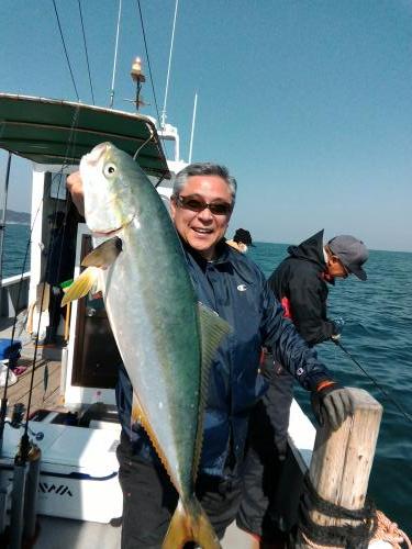 ファイヤードルフィン 釣果