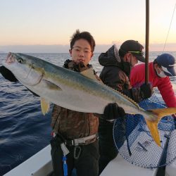 エンペラー 釣果