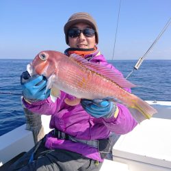 エンペラー 釣果