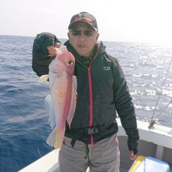 エンペラー 釣果