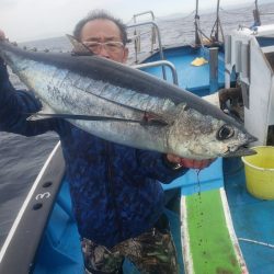 丸万釣船 釣果