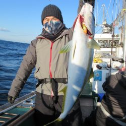 真祐丸 (しんゆうまる) 釣果