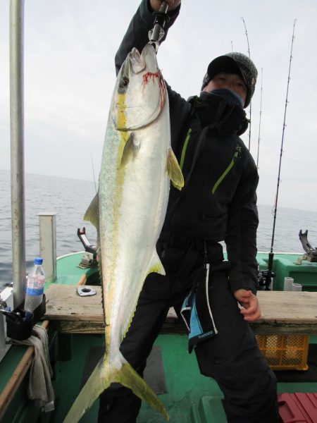真祐丸 （しんゆうまる） 釣果