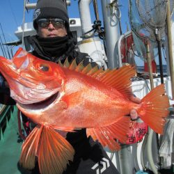 真祐丸 (しんゆうまる) 釣果
