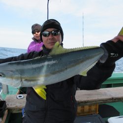 真祐丸 (しんゆうまる) 釣果