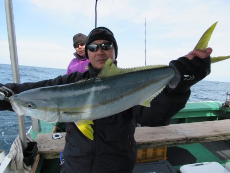 真祐丸 (しんゆうまる) 釣果