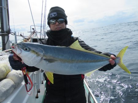 真祐丸 (しんゆうまる) 釣果