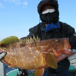 真祐丸 (しんゆうまる) 釣果