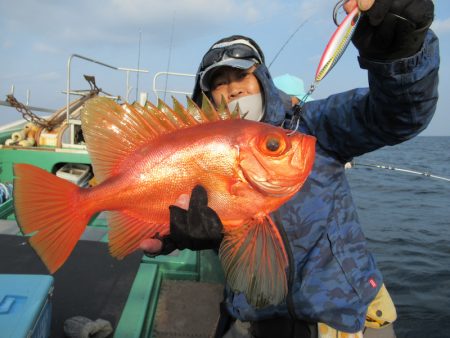 真祐丸 (しんゆうまる) 釣果