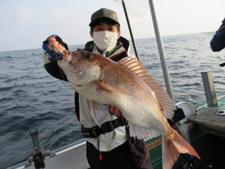 真祐丸 (しんゆうまる) 釣果