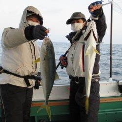 真祐丸 (しんゆうまる) 釣果