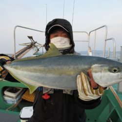 真祐丸 (しんゆうまる) 釣果