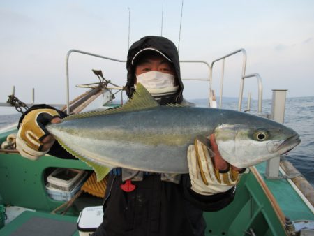 真祐丸 (しんゆうまる) 釣果