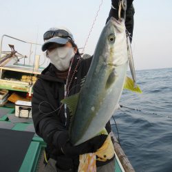 真祐丸 (しんゆうまる) 釣果