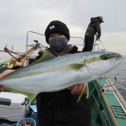 真祐丸 (しんゆうまる) 釣果