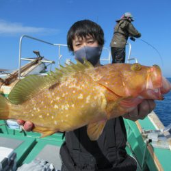 真祐丸 (しんゆうまる) 釣果