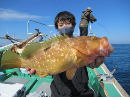 真祐丸 (しんゆうまる) 釣果