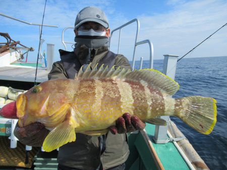 真祐丸 (しんゆうまる) 釣果