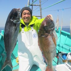 真鯛7.３ｋｇがヒット　他目鯛など(^_-)-☆