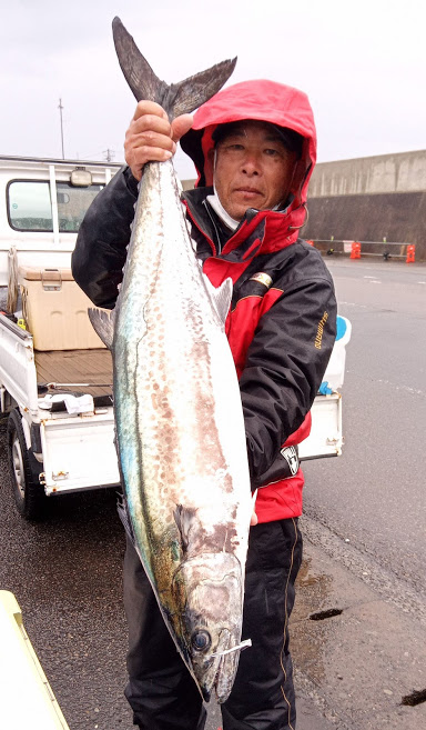 康仁丸・ジギング釣り果