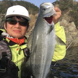 A.P.Pフィッシングガイドサービス ヒラスズキを探す!