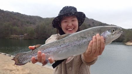 フィッシングレイクたかみや 釣果