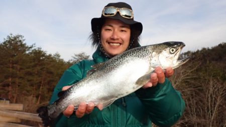 フィッシングレイクたかみや 釣果