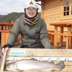 フィッシングレイクたかみや 釣果