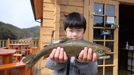 フィッシングレイクたかみや 釣果