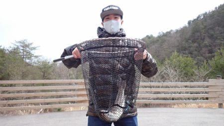 フィッシングレイクたかみや 釣果