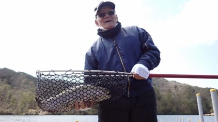 フィッシングレイクたかみや 釣果