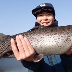フィッシングレイクたかみや 釣果